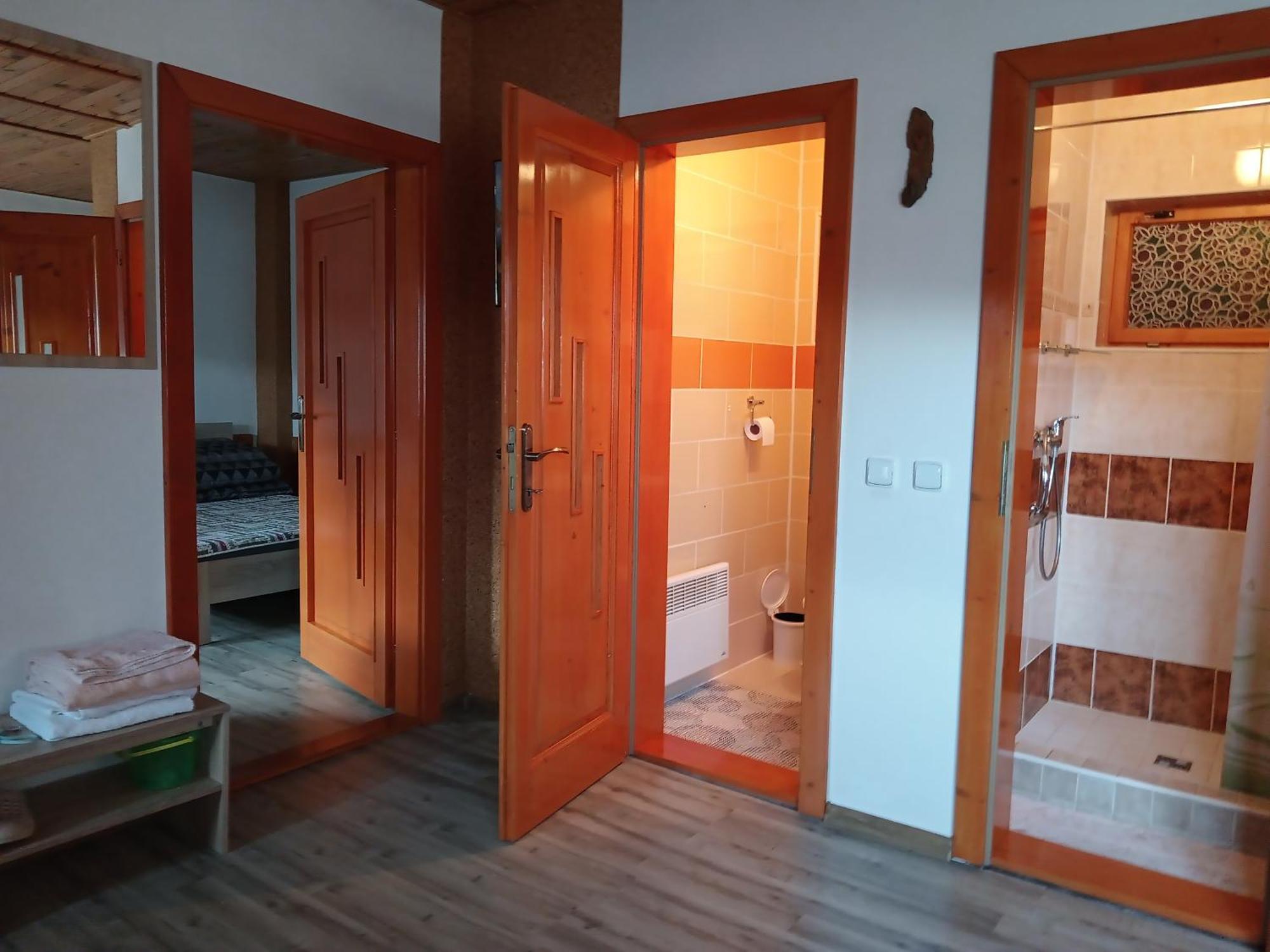 Apartman Paula 립토브스키트로노벡 외부 사진